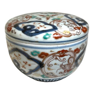 Late 19th Century Meiji Porcelain Imari Ware Lidded Trinket Box For Sale