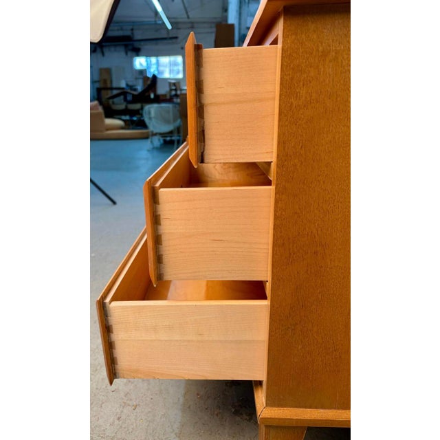 Late 20th Century Pair of Maple Nightstands by Ethan Allen For Sale - Image 10 of 16