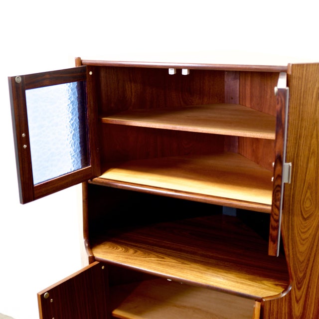 1950s Danish Rosewood Corner Cabinet W/ Indigo Stained Glass Doors For Sale - Image 16 of 16