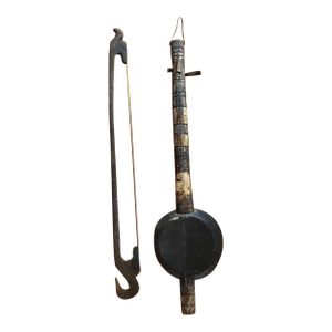 1st Quarter 20th Century West African Goje With Bow