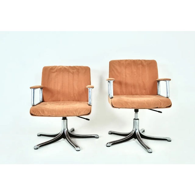 Metal Set of P126 Office Chairs attributed to Osvaldo Borsani for Tecno, 1970s For Sale - Image 7 of 12