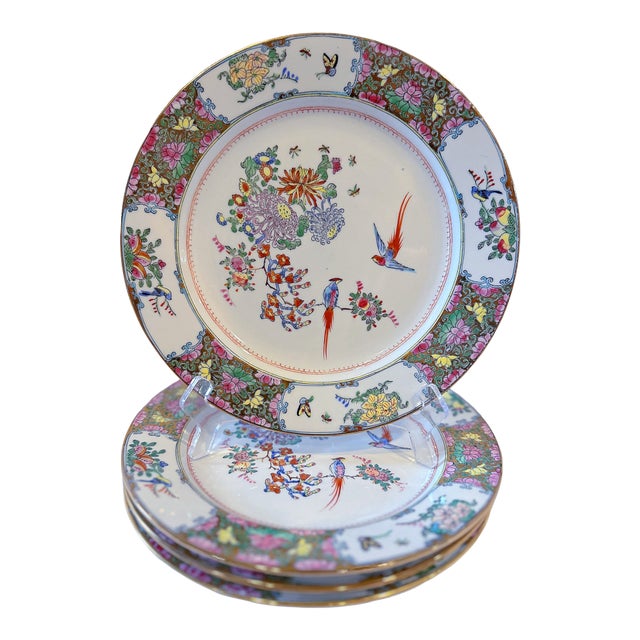 Vintage Chinese Export Tobacco Leaf Famille Rose Dinner Plates - Set of Four For Sale