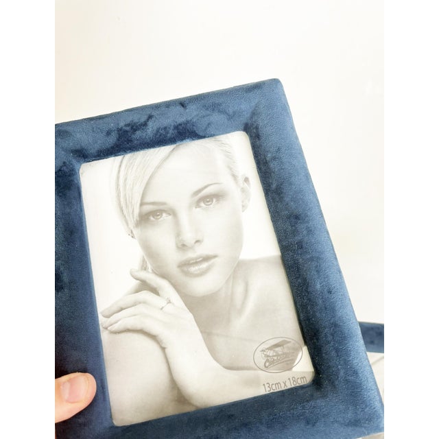 Blue Velvet and Glass Frames, France, 1990, Set of 2 For Sale - Image 4 of 12