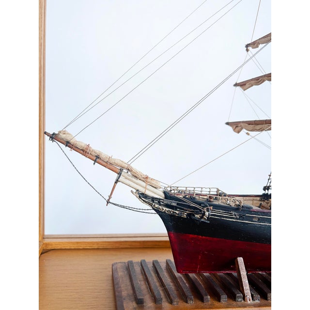 Wood English 1870 Cutty Sark Clipper Hand-Crafted Model Encased in Wood, Glass 1970s For Sale - Image 7 of 18