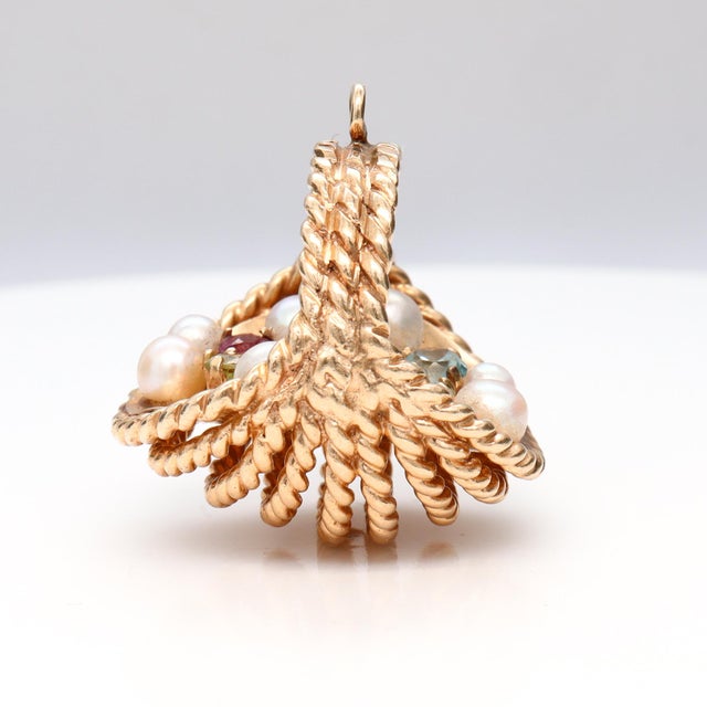 Vintage 14k Yellow Gold, Pearl, and Tourmaline Figural Easter Basket Charm For Sale In Philadelphia - Image 6 of 17