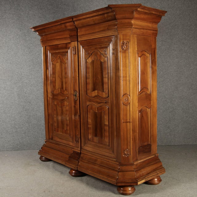 Large Antique Baroque Cabinet in Walnut, 1750 For Sale - Image 14 of 18