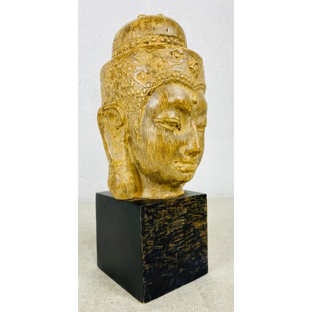 Vintage Indonesian Figural Bust For Sale In Philadelphia - Image 6 of 11