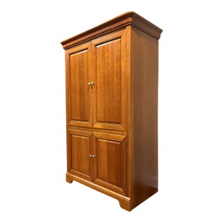 1990s Stanley Furniture Entertainment Armoire - 80" Tall Oak Media Cabinet With Sliding Doors, Built-in Outlets & Tv Cutout, Excellent Condition For Sale