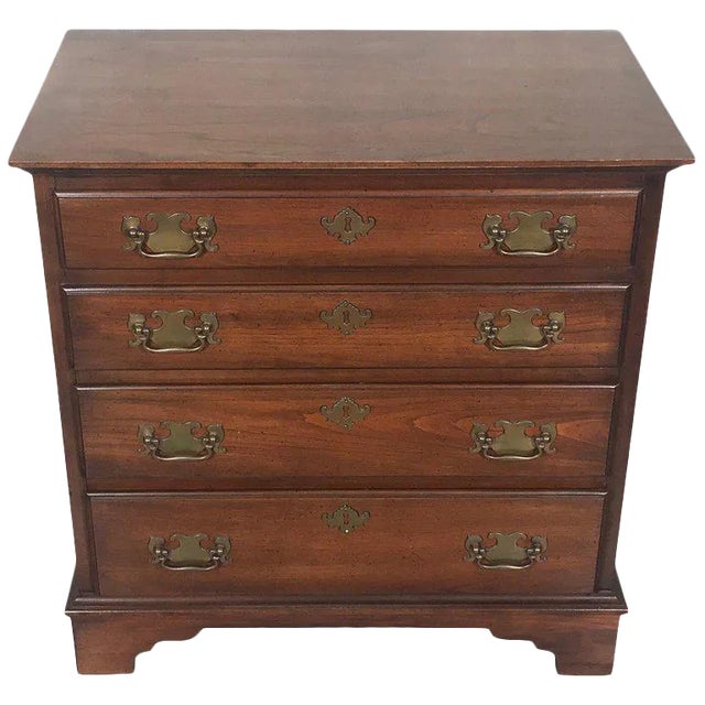 1960s Traditional Solid Pennsylvania Cherry Small Bachelors Chest For Sale