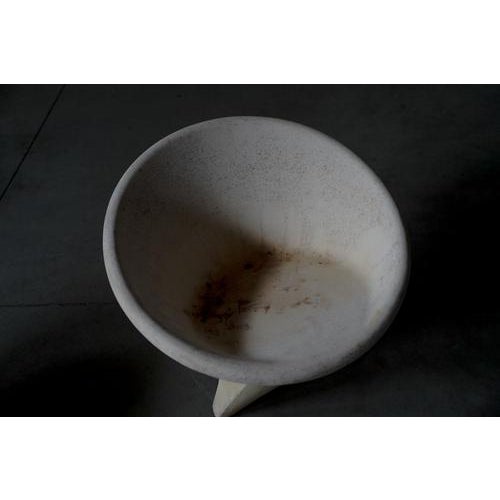 Concrete Sphere Garden Chairs, Italy, 1960s, Set of 2 For Sale - Image 6 of 7