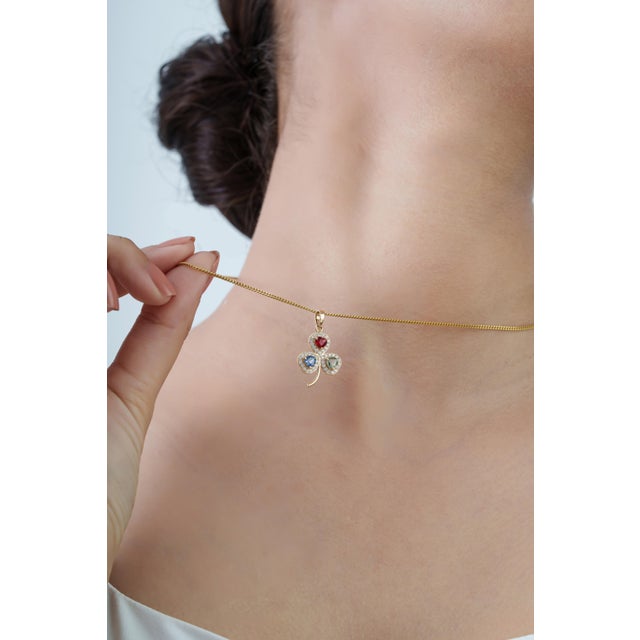 Green Clover-Inspired 14k Yellow Gold Multi-Sapphire & Diamond Pendant, 1.01ct For Sale - Image 8 of 15