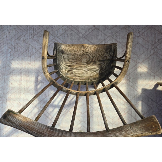 Antique Vernacular. Pair of 19thC Country Primitive Comb/Stick-Back Windsor Chairs With Original Green Paint For Sale - Image 10 of 14