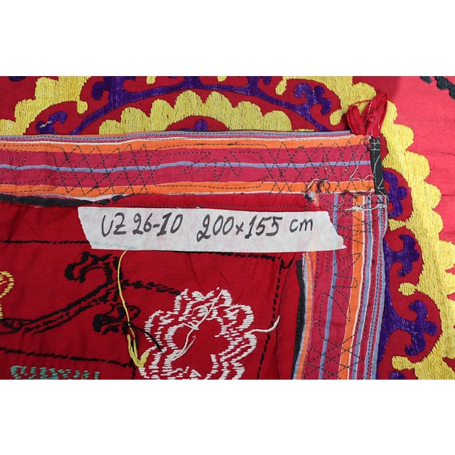 Vintage Hand Embroidered Suzani Wall Hanging, 1920s For Sale - Image 9 of 18