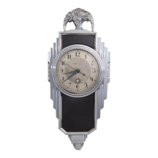 Vintage Manning-Bowman Art Deco Chrome & Black Electric Mantel Clock, C. 1930s For Sale