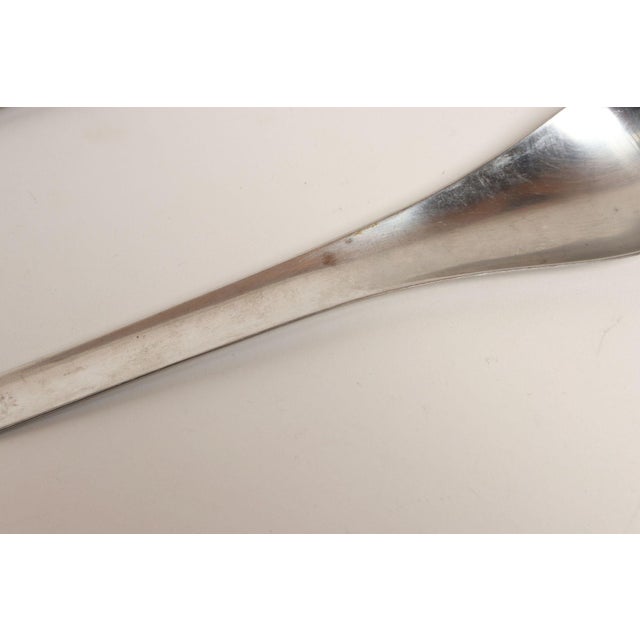 1960s Danish Modernist "Blue Shark" Salad Servers by Svend Siune for Georg Jensen - 2 pc For Sale - Image 16 of 18