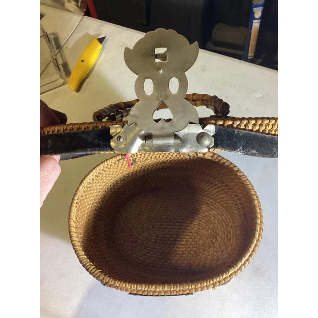1990s Antique Chinese Woven Wedding Basket With Silk Appliqué Decorative Basket For Sale - Image 5 of 10