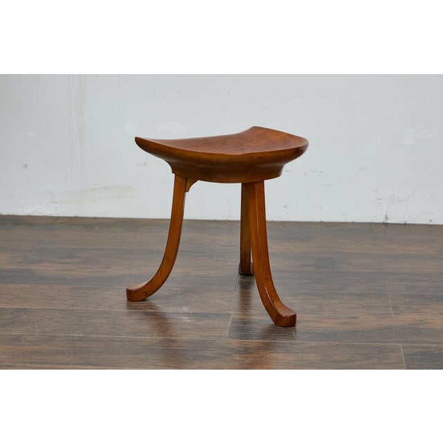 Early 20th Century English Walnut Thebes Stool With Tripod Base, Turn of the Century, Attributed to Liberty & Co. For Sale - Image 5 of 10