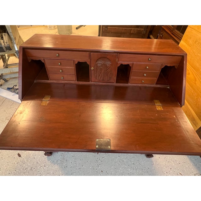 Thomas Chippendale Early 20th Century Mahogany Slant-Front Desk With Carved Fan Inlay in Chippendale Style For Sale - Image 4 of 10
