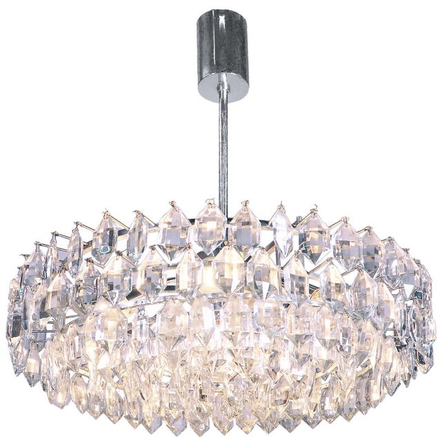 Glass Large Chandelier in Crystal & Silver Plated from Lobmeyr / Bakalowits & Sons For Sale - Image 7 of 7