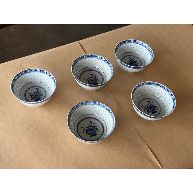 Ceramic 1990s Early Chinese Translucent Rice Grain Dragon Pattern Jindezhen Wan Yu Mark Bowls - Set of 5 For Sale - Image 7 of 8