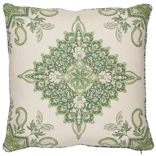 Contemporary Schumacher x Mark D. Sikes Montecito Medallion 18" Pillow in Leaf Green For Sale - Image 3 of 3