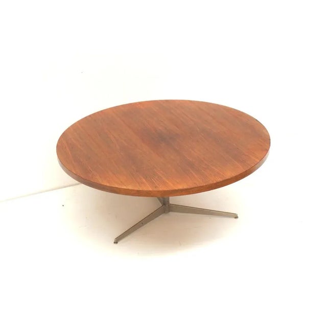 Mid-Century Modern Large Vintage Round Coffee Table, 1960s For Sale - Image 3 of 9