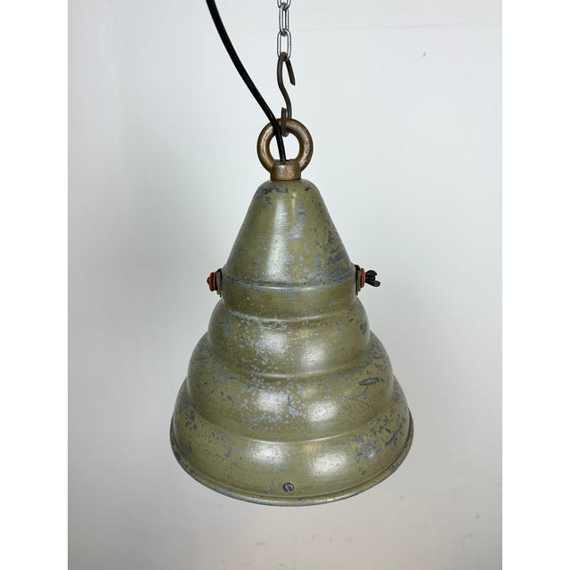 1970s Industrial Aluminium Hanging Lamp in Green, 1970s For Sale - Image 5 of 14