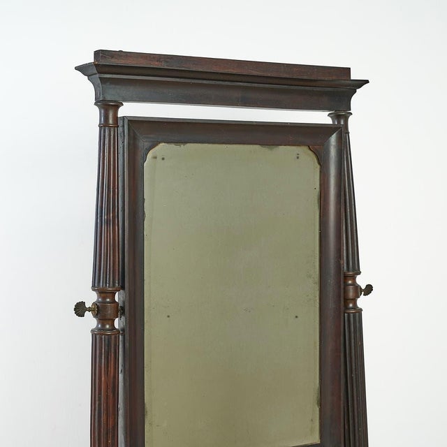 Descrizione Articolo: SPECCHIO Altezza: 197 Larghezza: 93 Profondità: 51 document.addEventListener("click", function(e){...