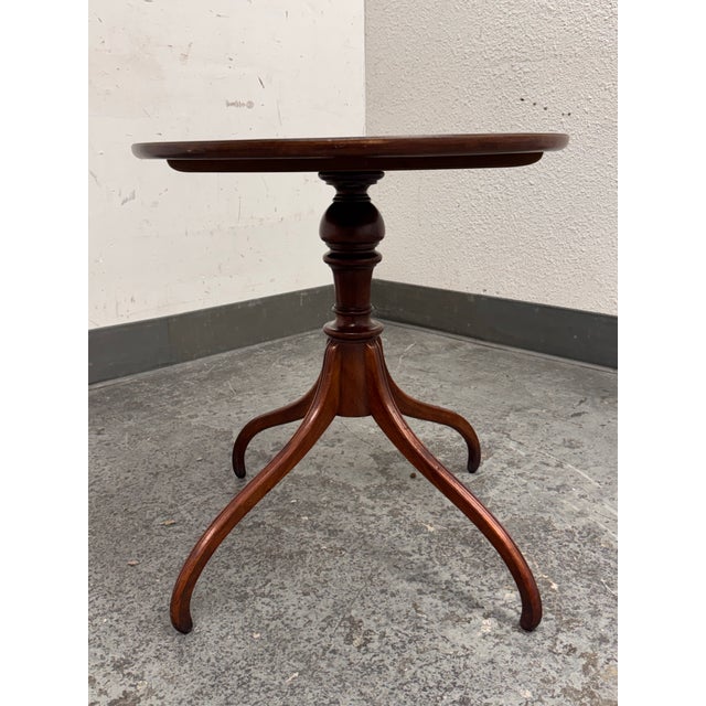 Traditional Georgian Style Pedestal Side Table, Vintage For Sale - Image 3 of 12
