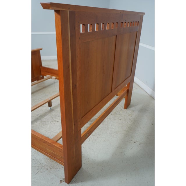 Stickley Craftsmen Queen Size Cherry Arts & Crafts Bed For Sale In Philadelphia - Image 6 of 12
