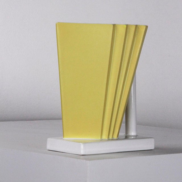 White Ceramic Vase by Ettore Sottsass for Alessio Sarri, 1990s For Sale - Image 8 of 10