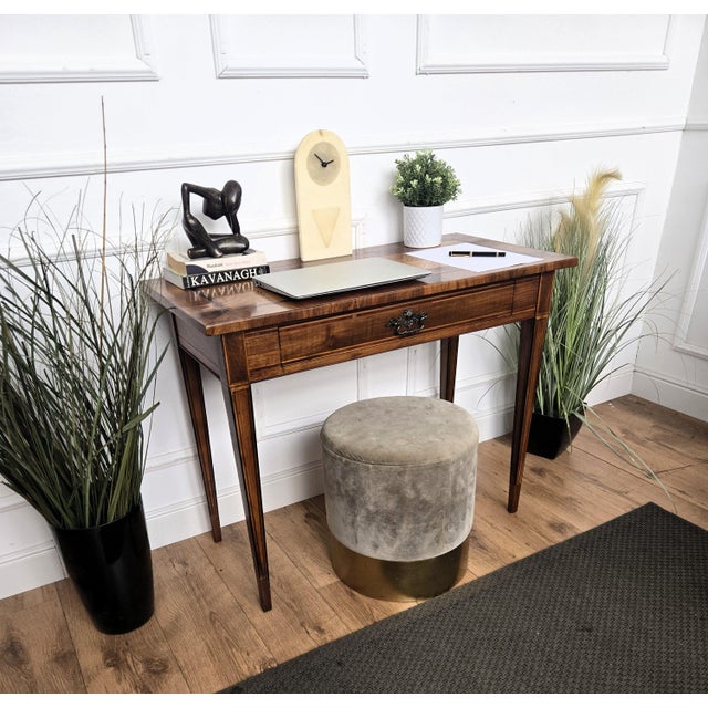 Very elegant Italian desk writing table with amazing veneer wood marquetry decorations, central drawer with brautiful...
