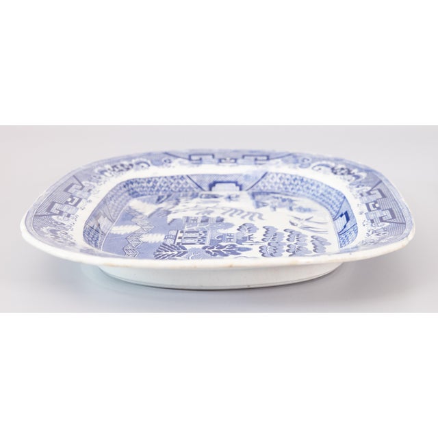 Staffordshire Large 19th Century English Staffordshire Ironstone Blue Willow Platter For Sale - Image 4 of 10