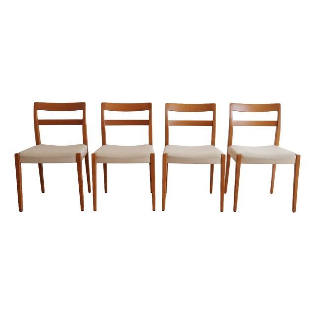 Garmi Dining Chairs attributed to Nilson Jonsson for Troeds, Sweden, 1950s, Set of 4 For Sale