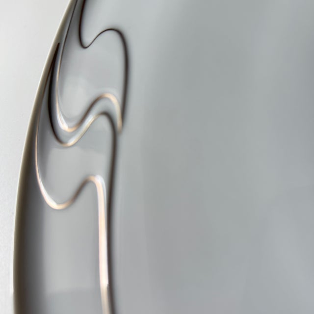 Rosenthal Asimmetria White Gold Cake Plate by Björn Wiinblad for Rosenthal, 1994 For Sale - Image 4 of 6