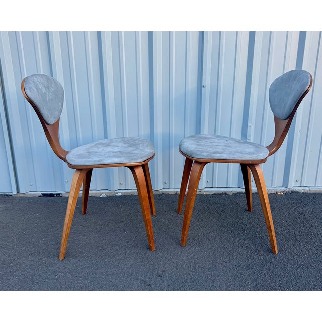 Mid-Century Modern Cherner Chairs - A Pair For Sale - Image 3 of 5