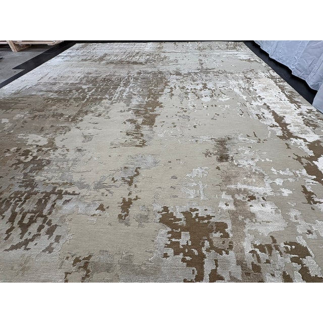 2020s Rh Restoration Hardware Riva Hand-Knotted Rug — 9' × 12' Dove/Wheat | Wool & Viscose Blend For Sale - Image 5 of 18
