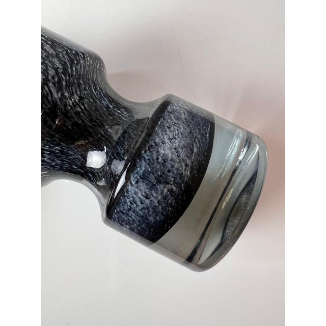 Vase in Grey by Bo Borgström for Åseda Glasbruk For Sale - Image 10 of 11
