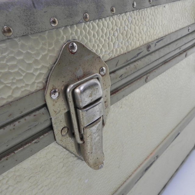 Industrial Vintage Aluminum Clad Chest, 1950s For Sale - Image 3 of 18