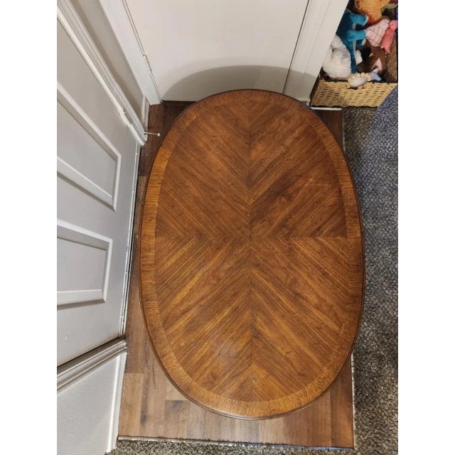1950s Vintage Heritage / Heritage-Henredon Oval Parquet Coffee Table - Walnut Veneer, Stretcher Base For Sale In Seattle - Image 6 of 7