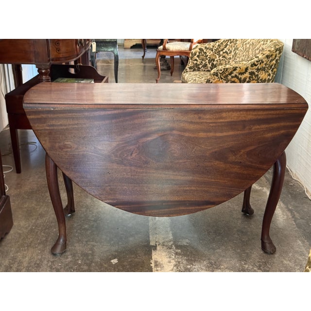 English 18th Century English Walnut Drop-Leaf Table For Sale - Image 3 of 12