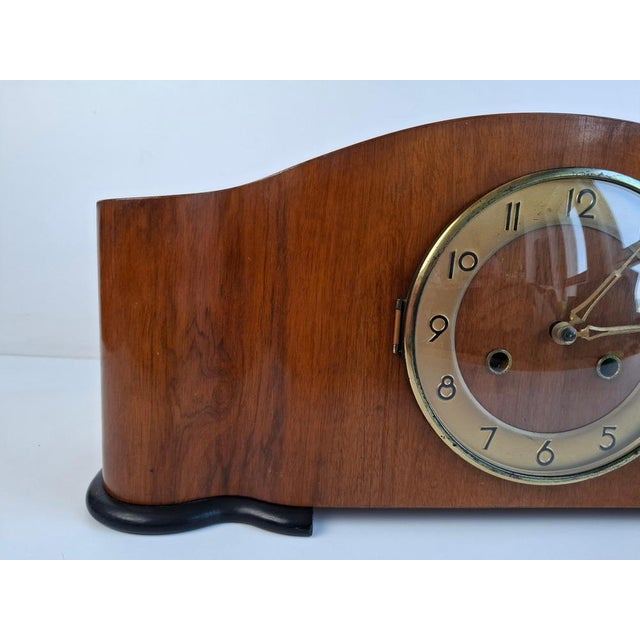 1930s Art Deco Mantel Clock in Wood with Chiming Mechanical Movement, 1930 For Sale - Image 5 of 18
