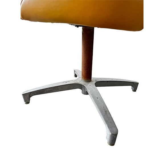 Mid-Century Modern Chromcraft Mid-Century Modern Camel Swivel Lounge Chairs, Pair, 1970s For Sale - Image 3 of 4