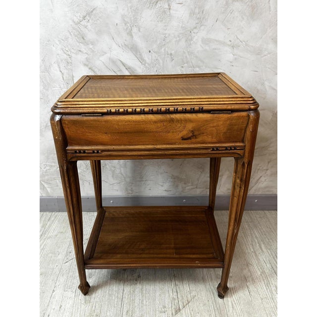 Art Nouveau Dressing Table in Walnut, 1890s For Sale - Image 5 of 14