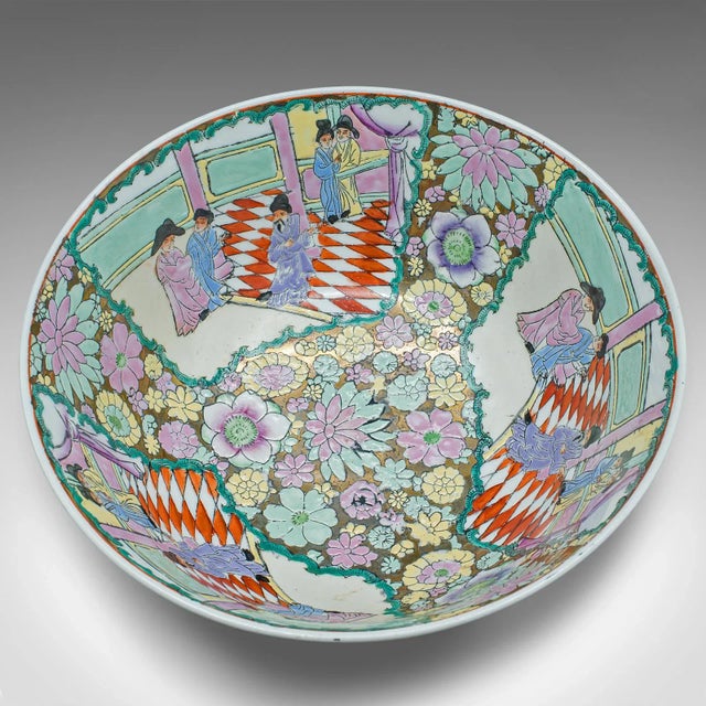 1900s Antique Victorian Chinese Ceramic Decorative Bowl For Sale - Image 9 of 12