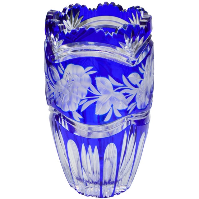 Mid-Century Modern Vintage Blue Crystal-Cut Vase With Floral-Patterned Itching For Sale - Image 3 of 7