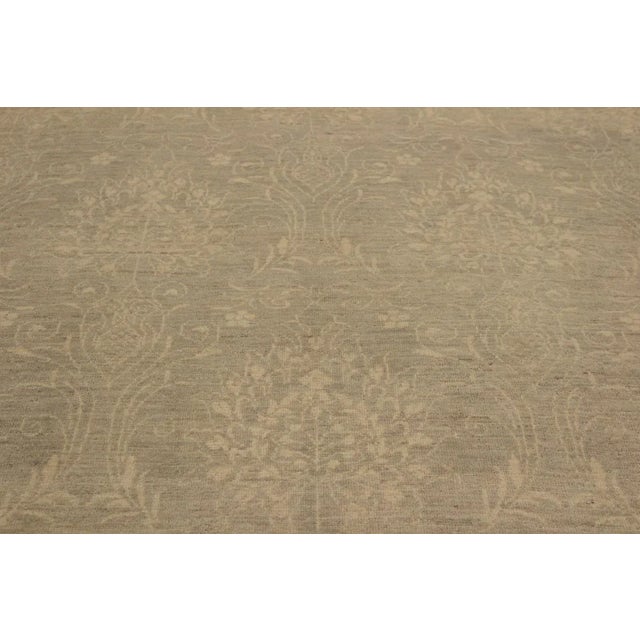 1990s 1990s Boho Chic Sun-Faded Gray/Ivory Wool & Silk Rug - 8'0 X 9'11 For Sale - Image 5 of 8