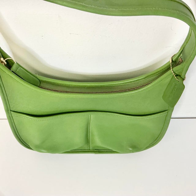 1998 Vintage Boho Chic Coach Ergo Hobo Leaf Leather One-Shoulder Handbag, E7c-9033 For Sale - Image 12 of 13