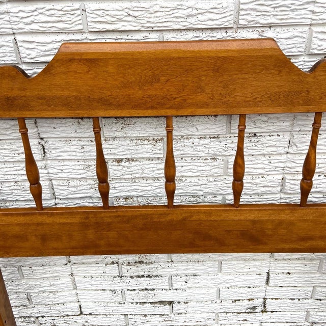 Vintage Ethan Allen Twin Size Heirloom Spindle Cannonball Headboard