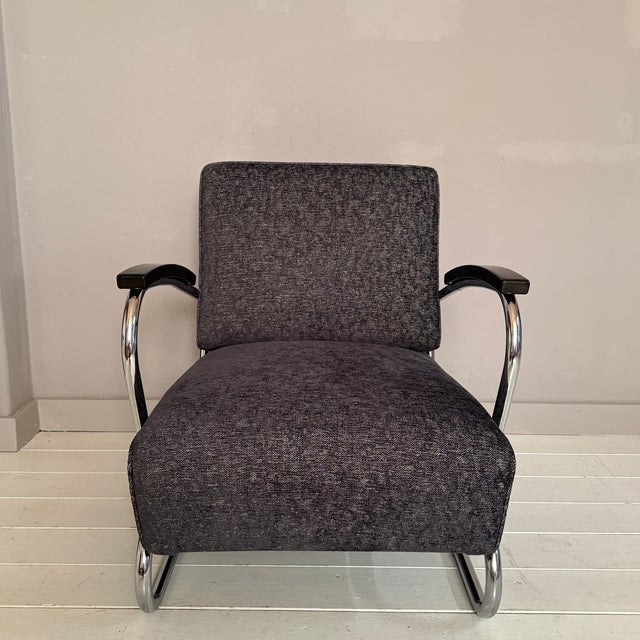 Bauhaus Vintage Tubular Steel Cantilever Armchair in Black Upholstery, 1930s For Sale - Image 3 of 12